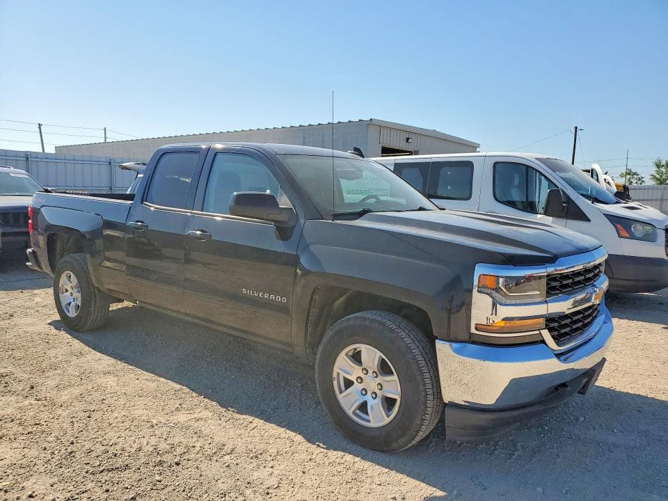 2018 CHEVROLET SILVERADO K1500 LT K1500 LT 4
