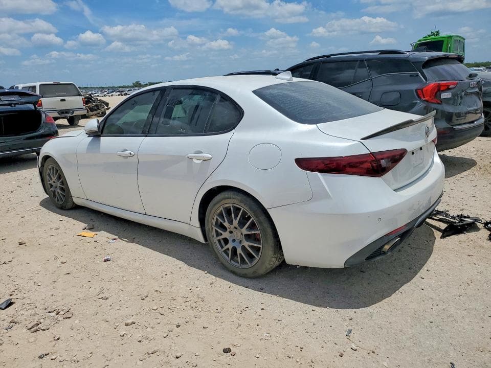 2017 ALFA ROMEO GIULIA TI 2
