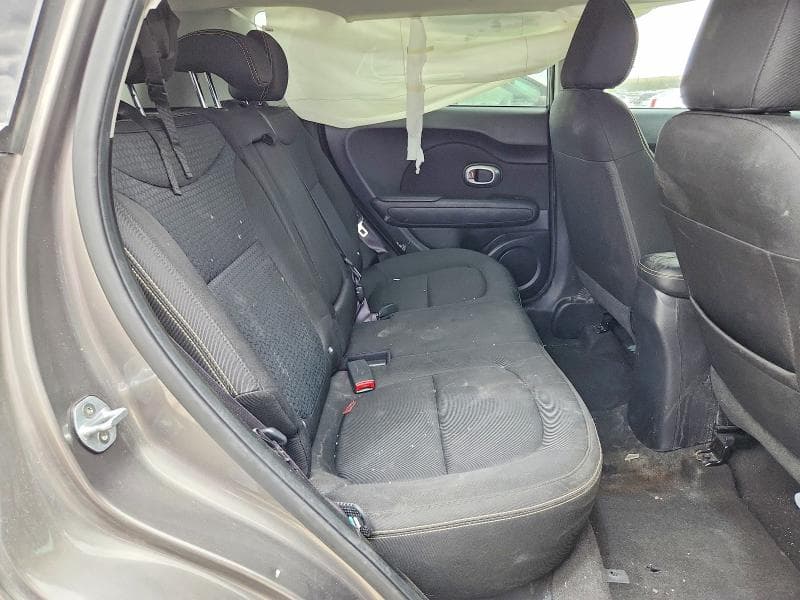 2016 KIA SOUL + 10