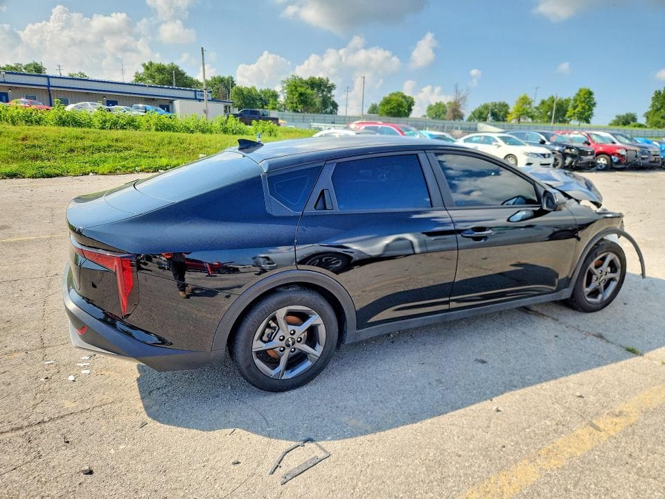 2025 KIA K4 LXS 3