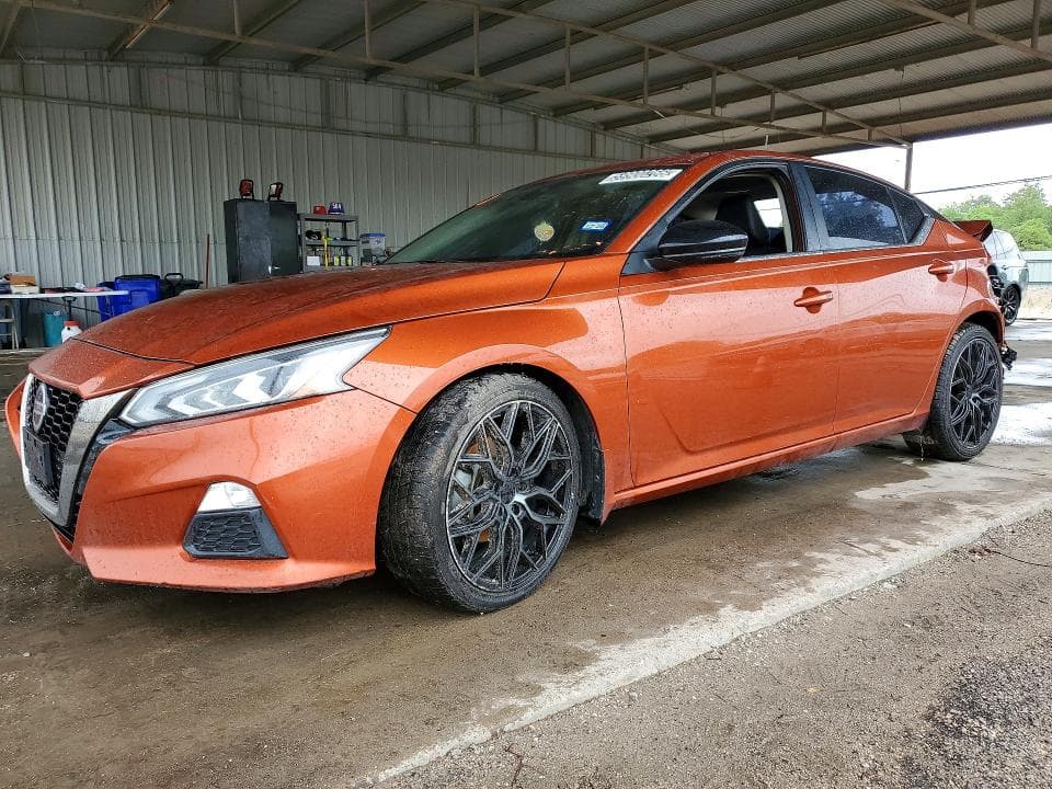 2021 NISSAN ALTIMA SR - 1