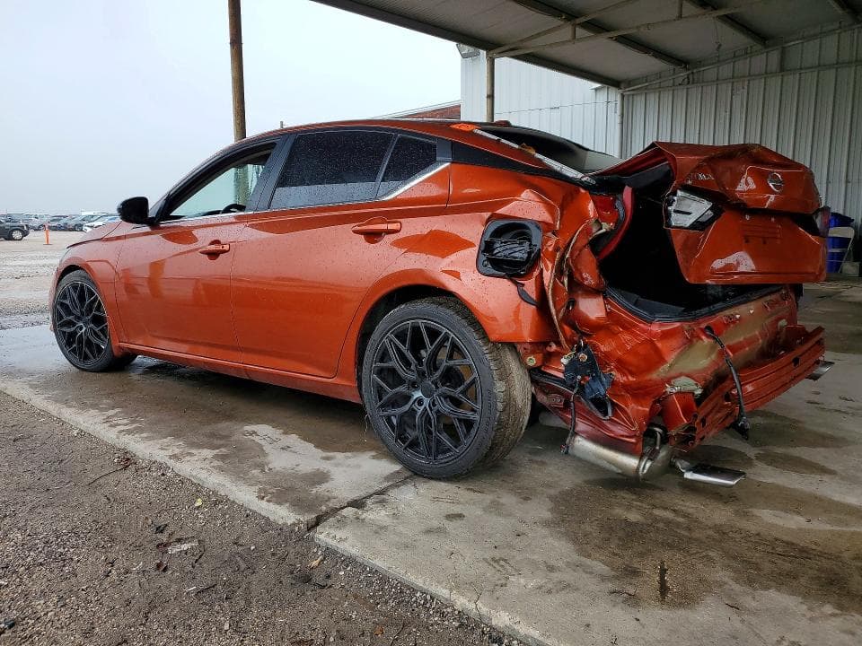2021 NISSAN ALTIMA SR 2