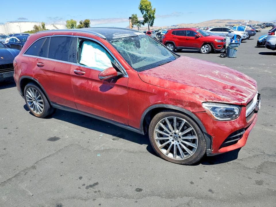 2021 MERCEDES-BENZ GLC 300 4MATIC 4