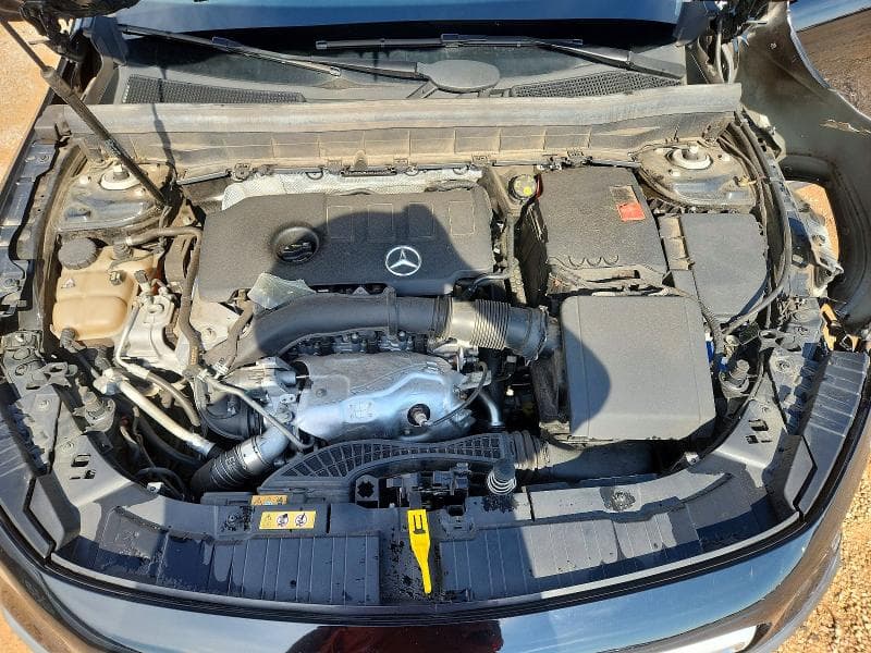 2022 MERCEDES-BENZ GLB 250 12
