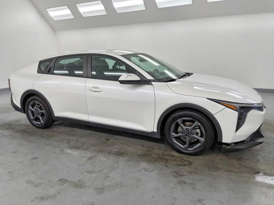 2025 KIA K4 LXS 4