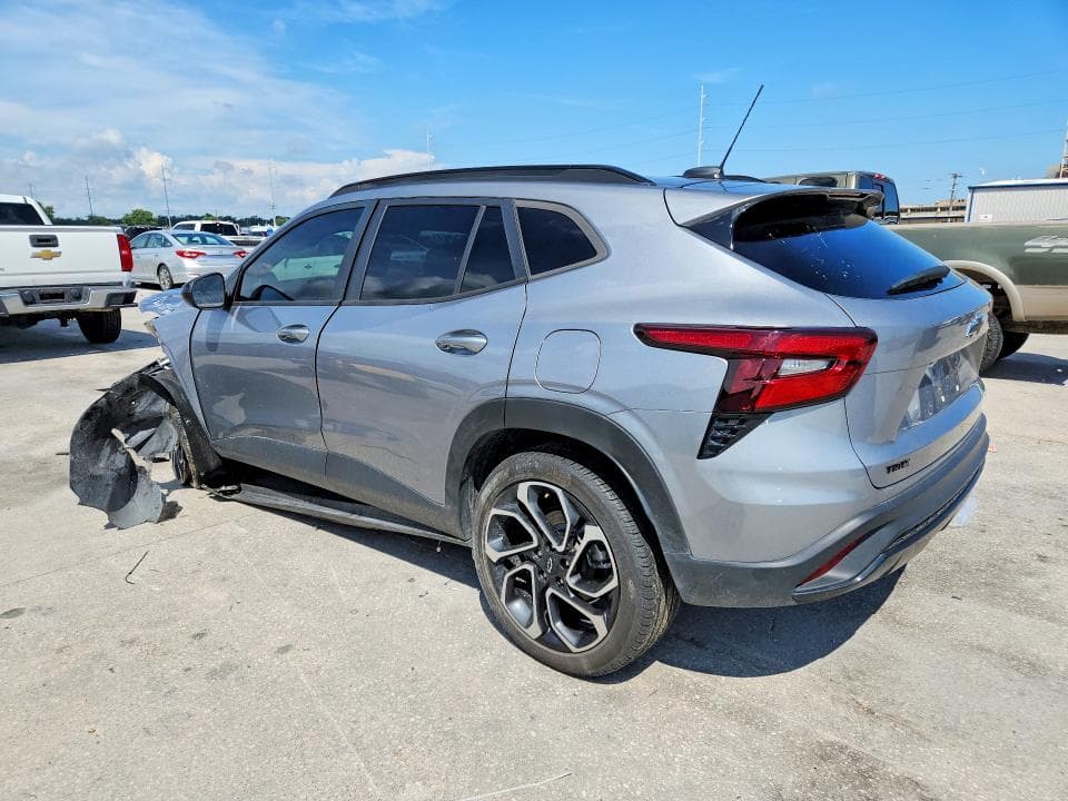 2025 CHEVROLET TRAX 2RS 2