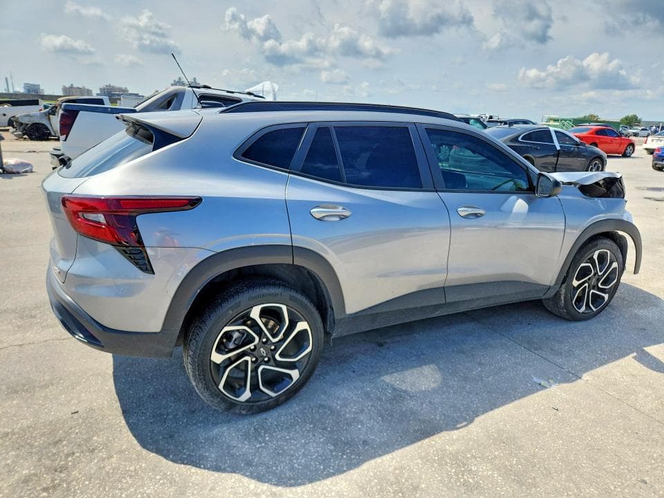 2025 CHEVROLET TRAX 2RS 3