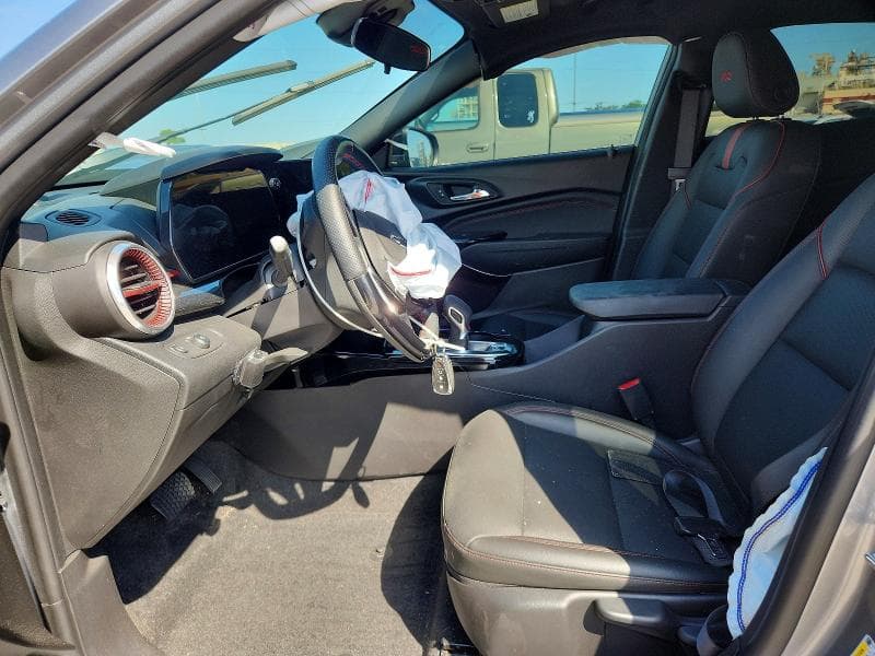 2025 CHEVROLET TRAX 2RS 7