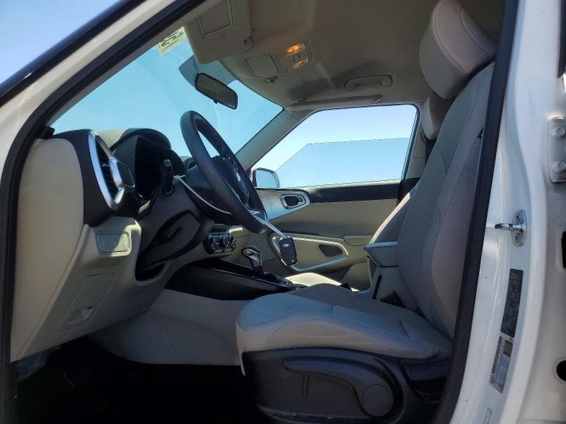 2021 KIA SOUL LX 7