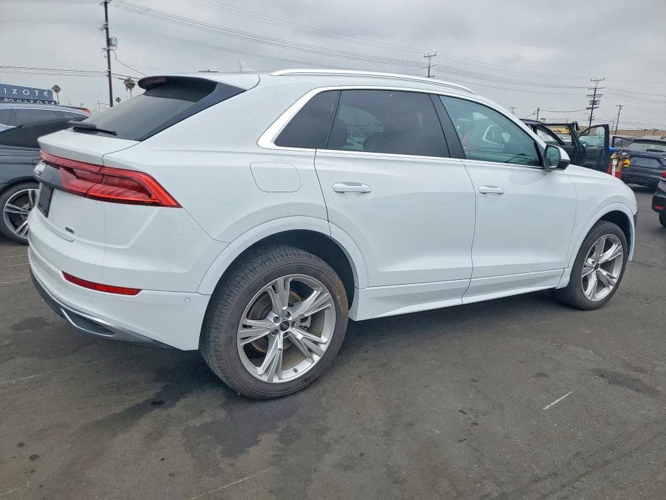 2023 AUDI Q8 PREMIUM PREMIUM 3