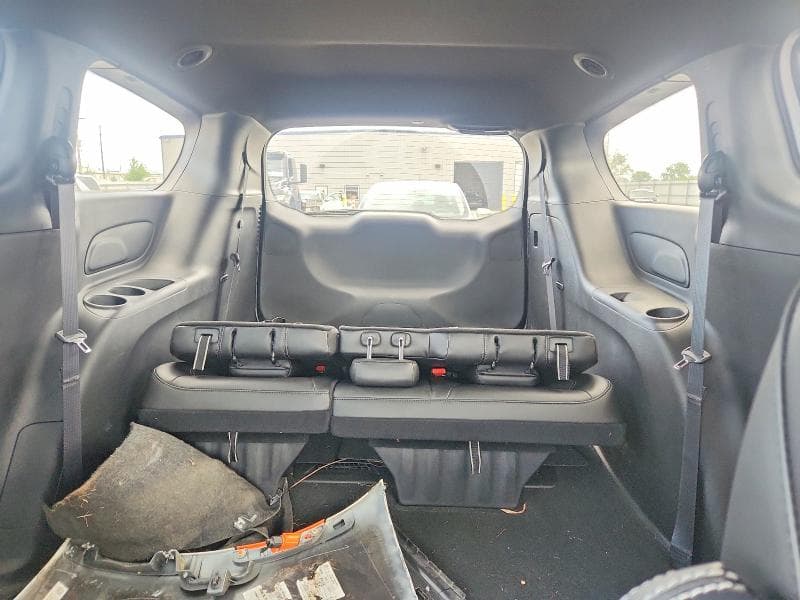 2026 CHRYSLER VOYAGER LX 10