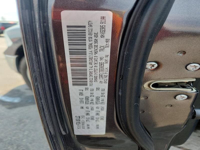 2016 RAM 1500 SLT SLT 12