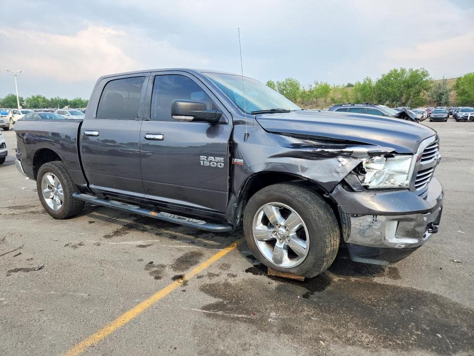 2016 RAM 1500 SLT SLT 4