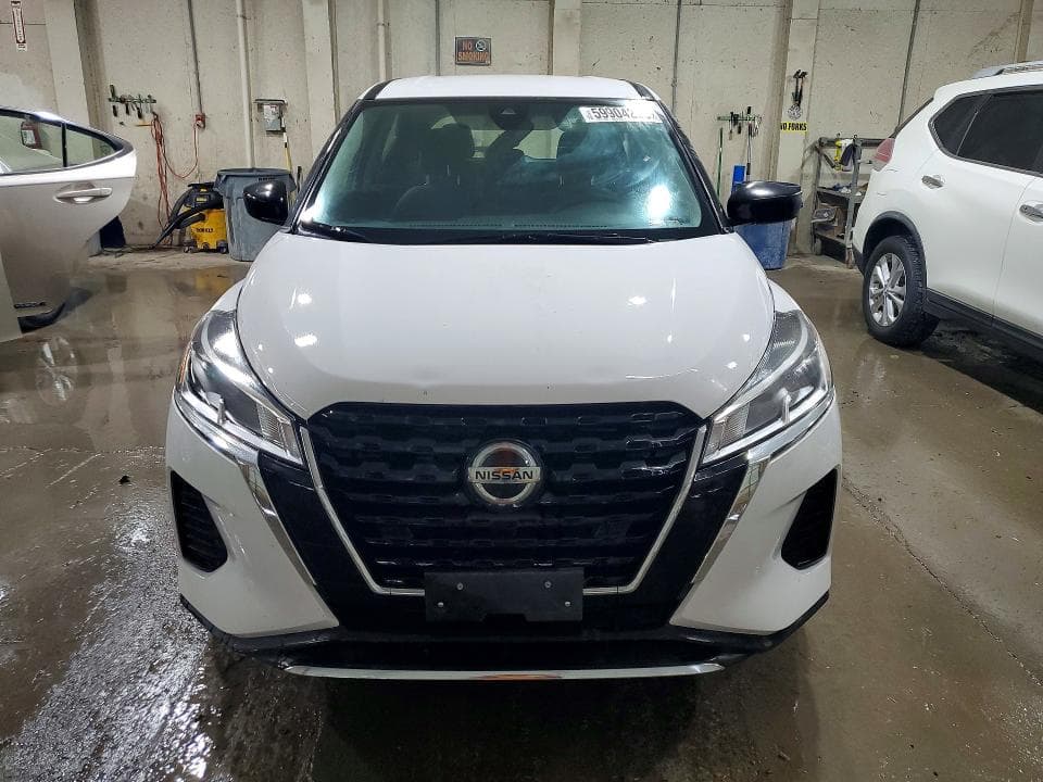 2021 NISSAN KICKS S 5