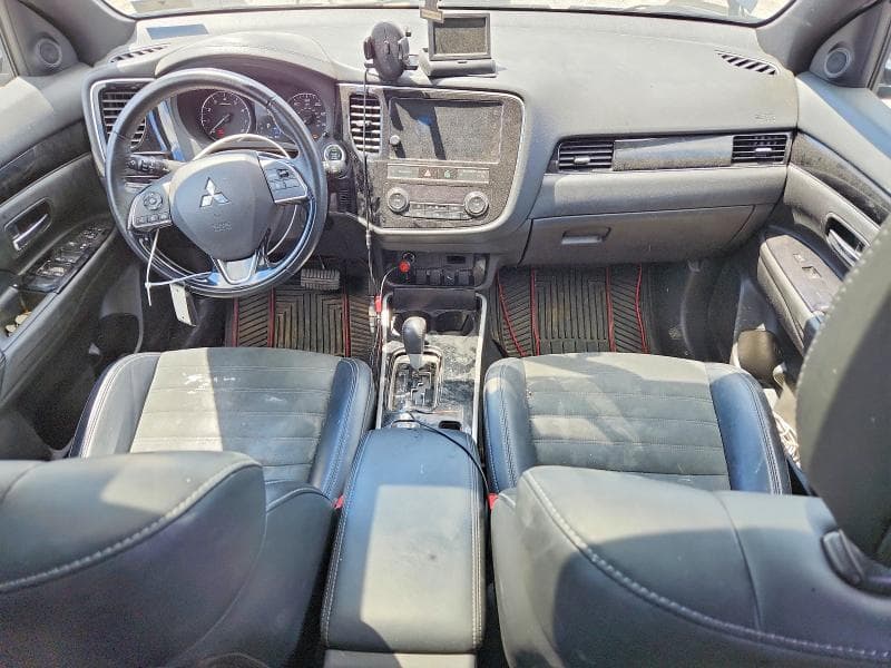 2019 MITSUBISHI OUTLANDER SE 8