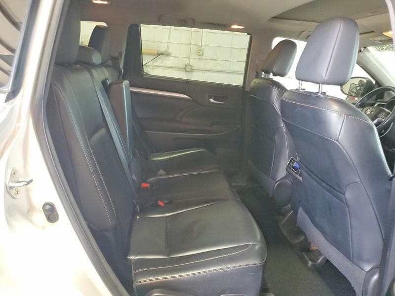 2016 TOYOTA HIGHLANDER XLE XLE 11