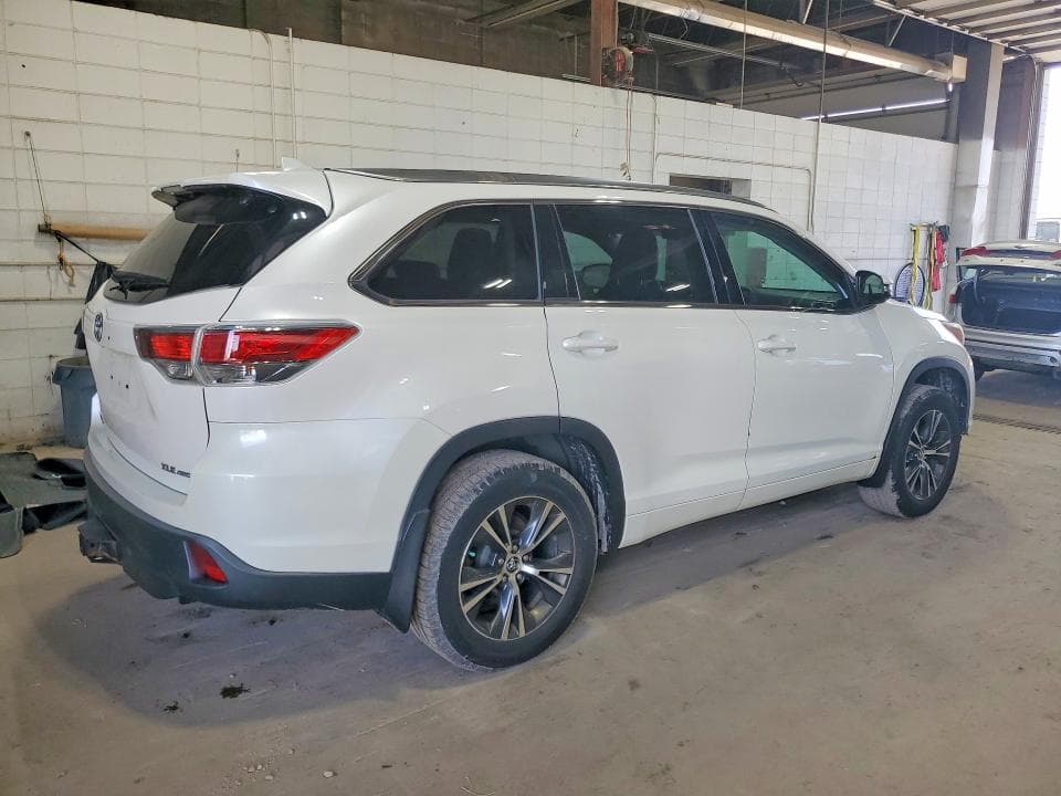 2016 TOYOTA HIGHLANDER XLE XLE 3