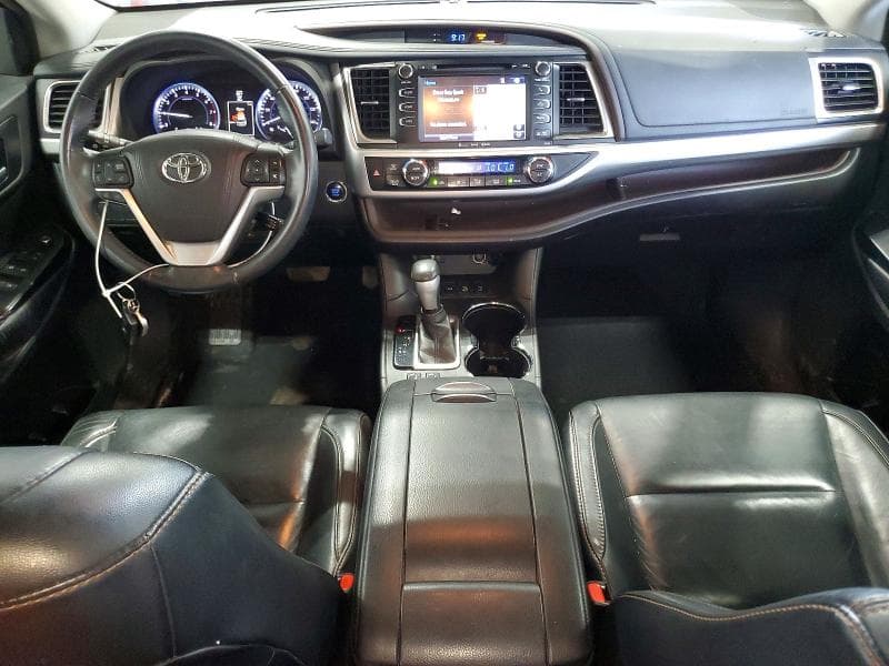 2016 TOYOTA HIGHLANDER XLE XLE 8