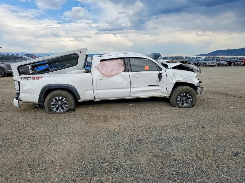 2023 TOYOTA TACOMA TRD OFF-ROAD TRD OFF-ROAD 10