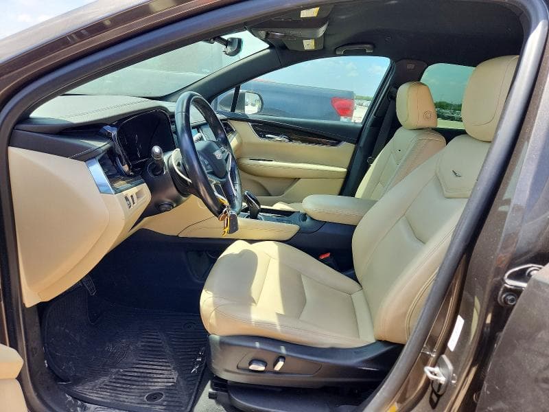 2019 CADILLAC XT5 7