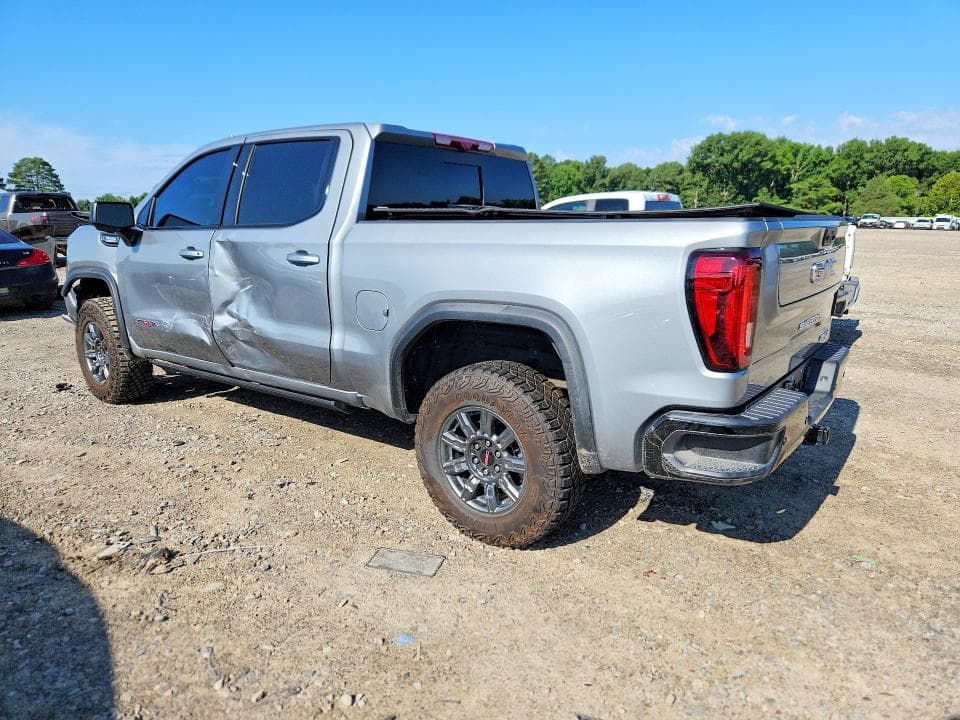 2026 GMC SIERRA K1500 AT4X 2