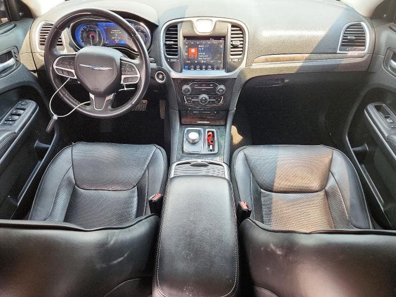 2019 CHRYSLER 300 LIMITED 8
