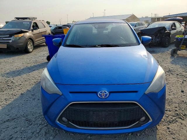 2019 TOYOTA YARIS LE 5