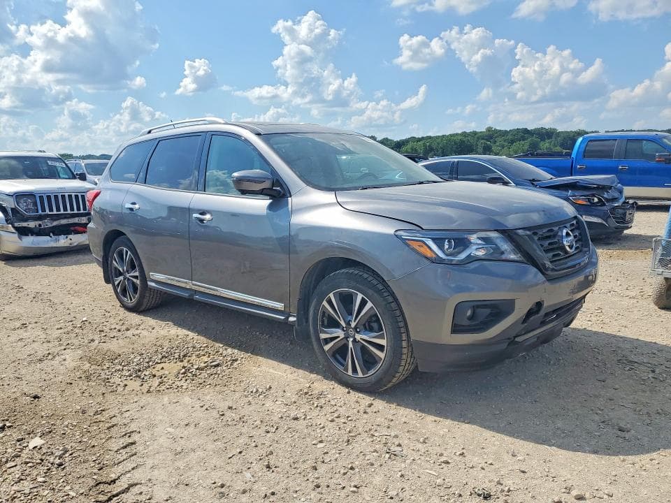 2017 NISSAN PATHFINDER PLATINUM PLATINUM 4