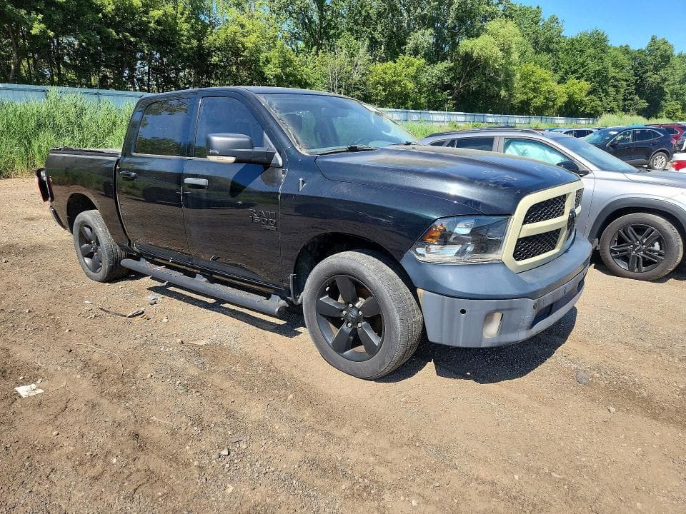 2018 RAM 1500 SLT SLT 4