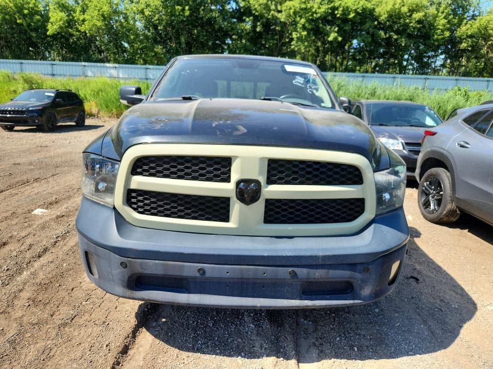 2018 RAM 1500 SLT SLT 5