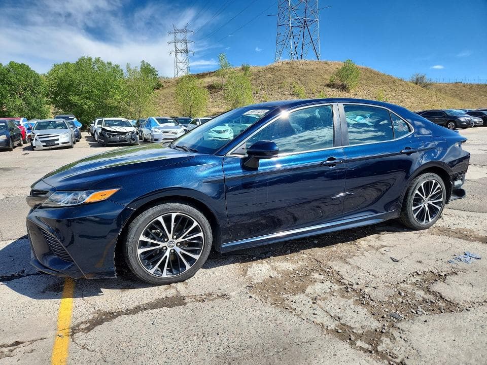 2020 TOYOTA CAMRY SE - 1