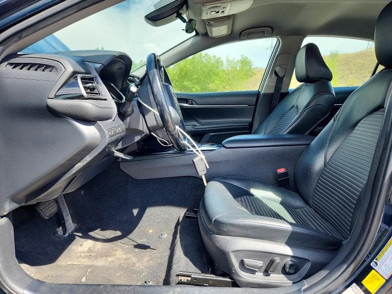 2020 TOYOTA CAMRY SE 7
