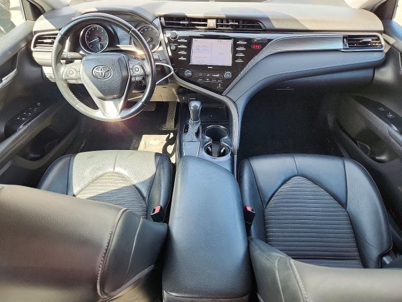 2020 TOYOTA CAMRY SE 8