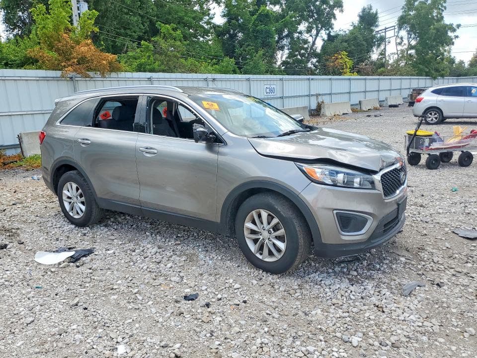 2017 KIA SORENTO LX 4