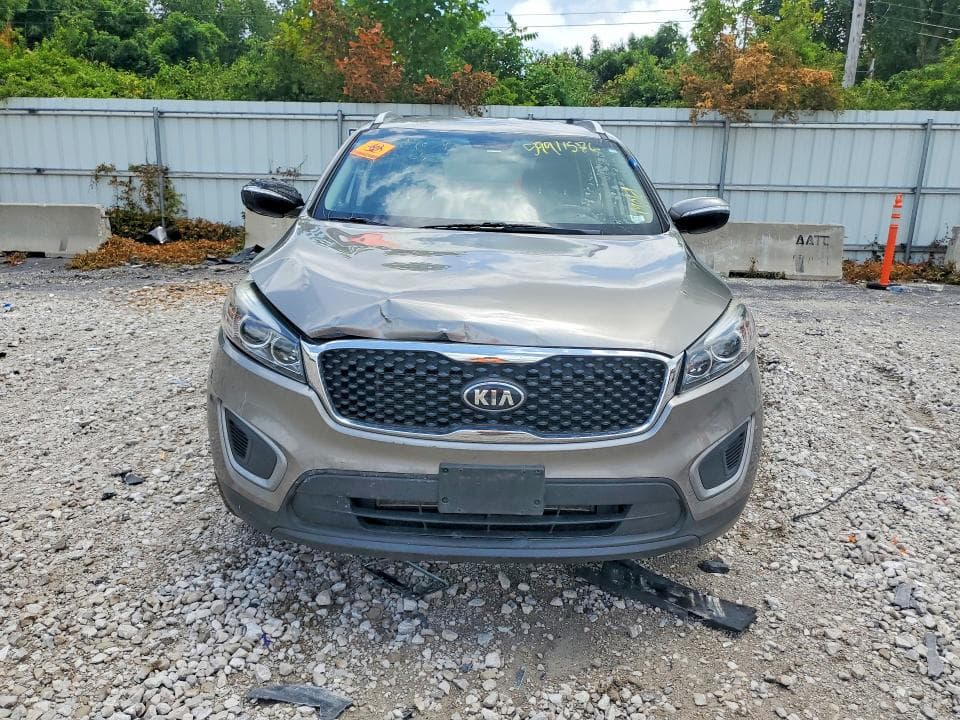2017 KIA SORENTO LX 5
