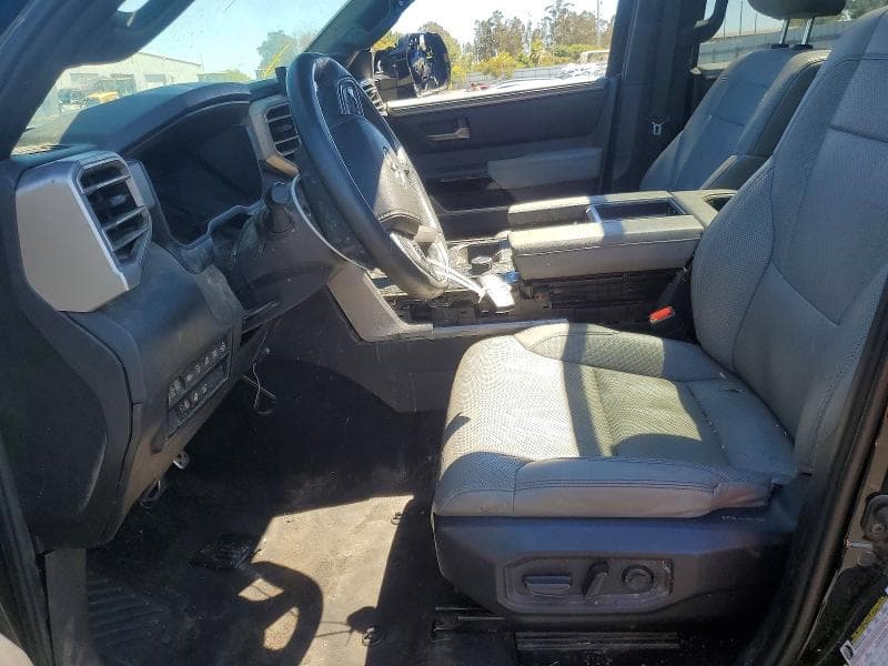 2025 TOYOTA TUNDRA LIMITED 7