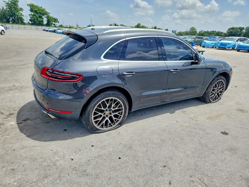 2017 PORSCHE MACAN S S 3