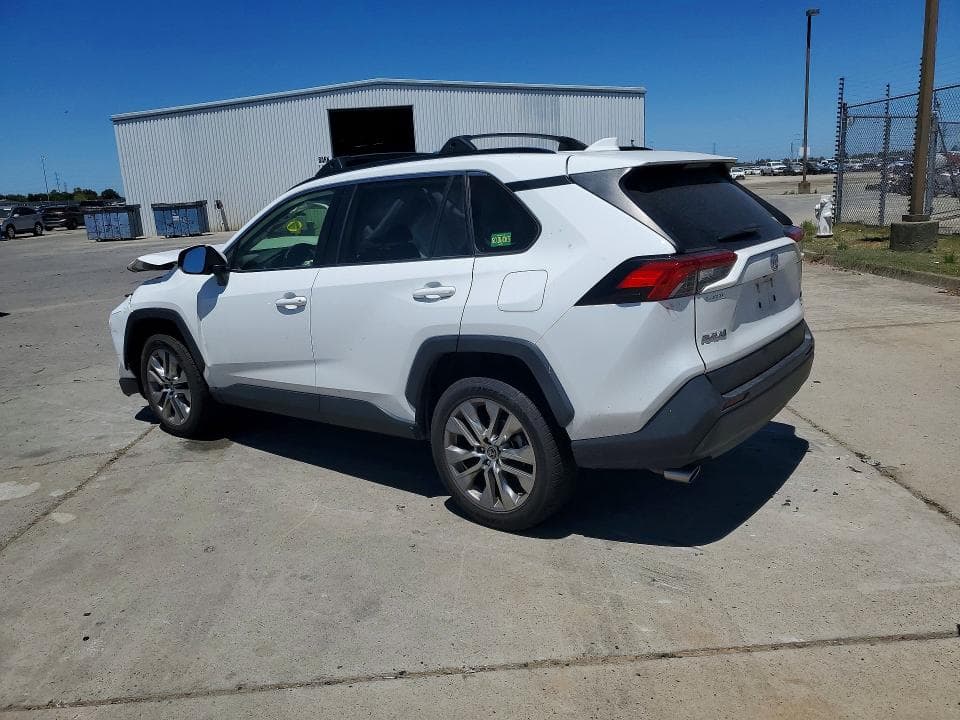 2019 TOYOTA RAV4 XLE PREMIUM 2