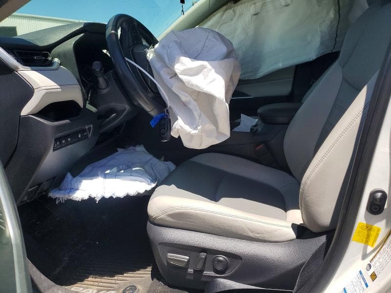 2019 TOYOTA RAV4 XLE PREMIUM 7