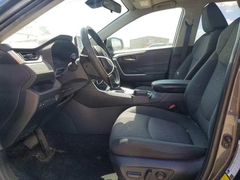 2019 TOYOTA RAV4 XLE 7