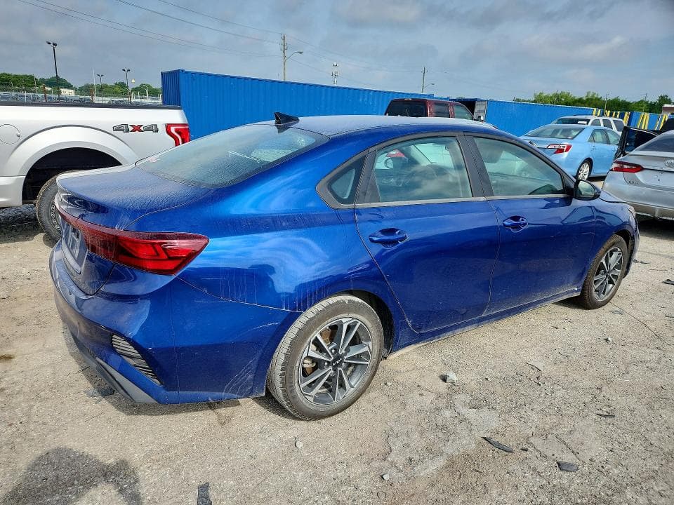 2024 KIA FORTE LXS 3