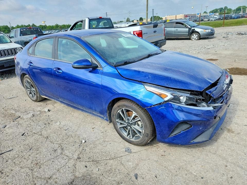 2024 KIA FORTE LXS 4