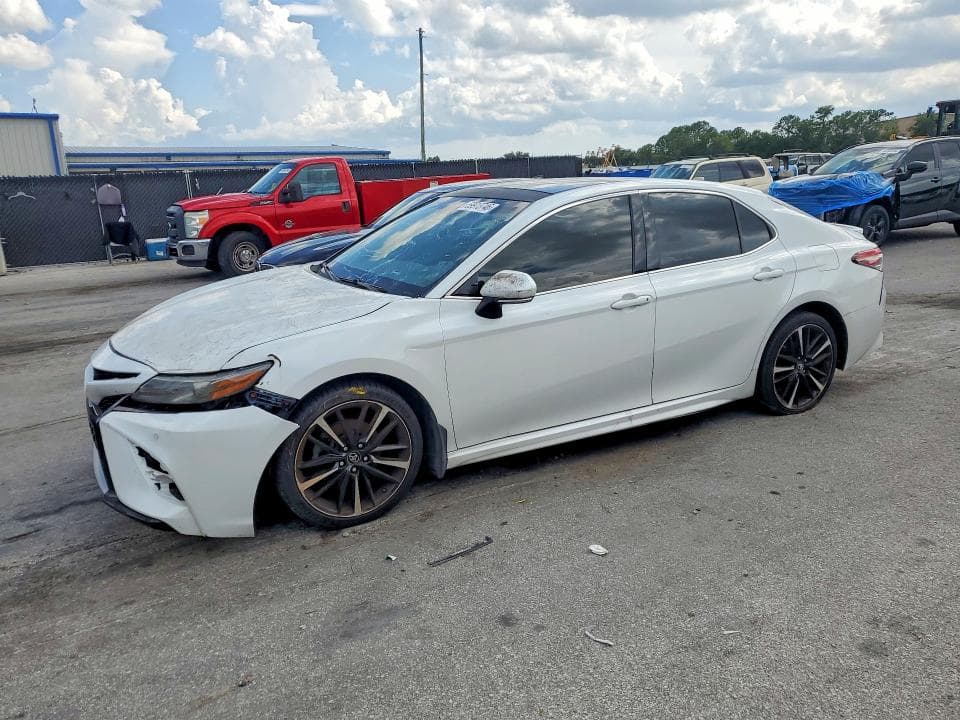 2018 TOYOTA CAMRY XSE XSE - 1
