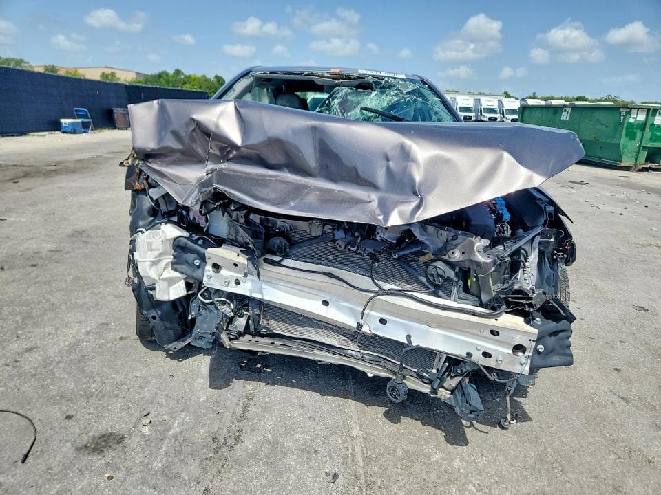 2022 TOYOTA CAMRY XLE XLE 5
