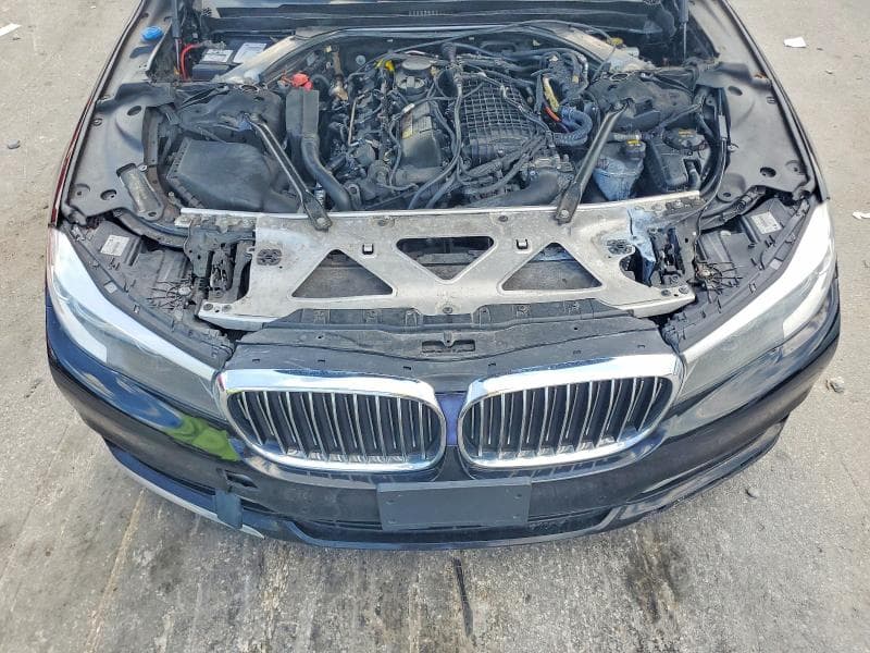 2018 BMW 740 XI XI 11