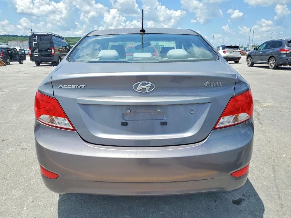 2017 HYUNDAI ACCENT SE 6