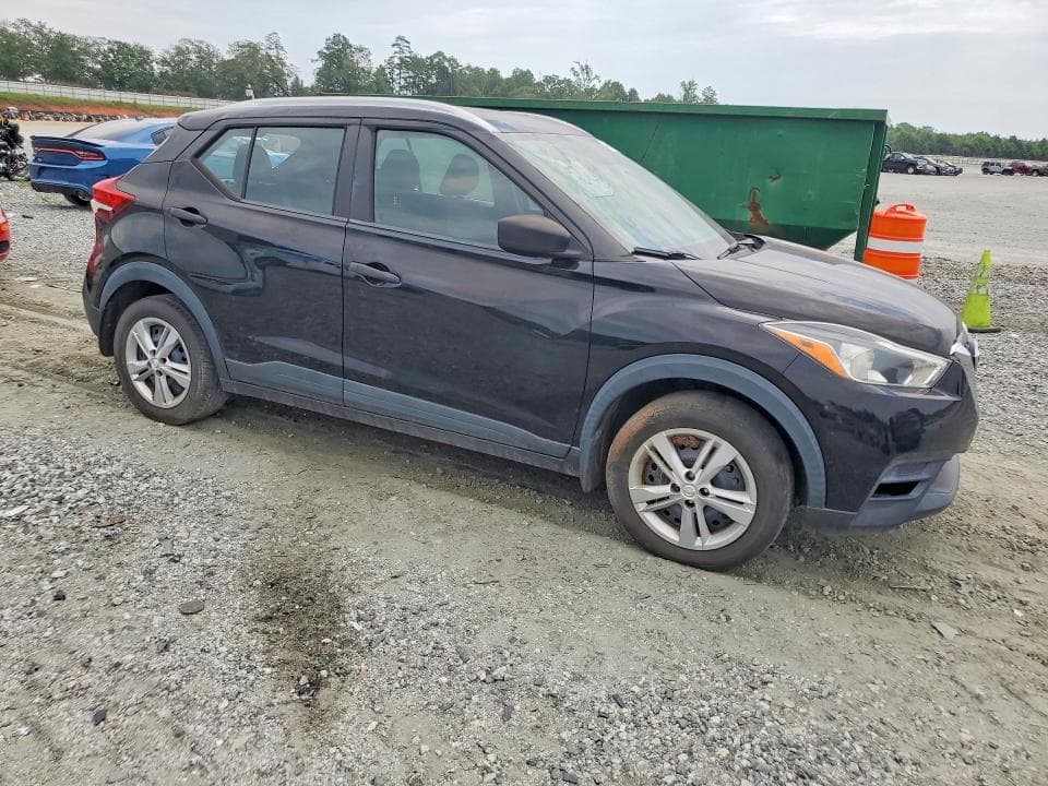 2019 NISSAN KICKS S S 4