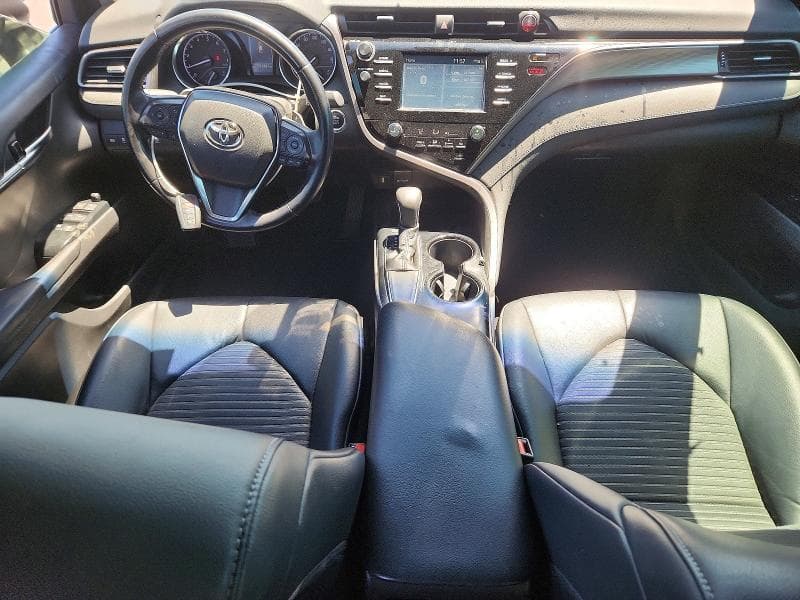 2019 TOYOTA CAMRY LE 8