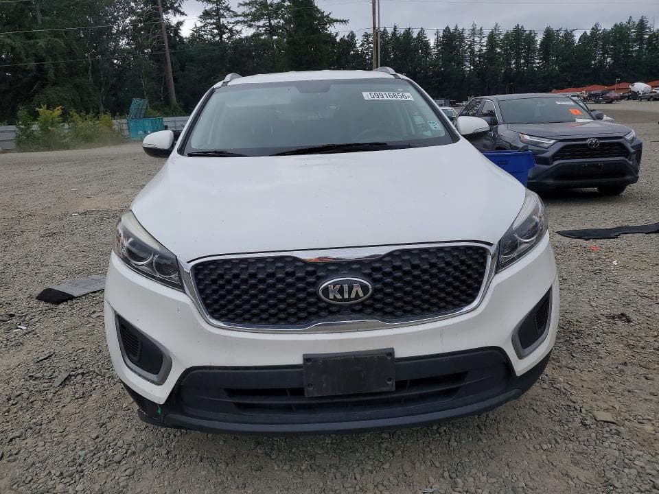 2017 KIA SORENTO LX V6 5