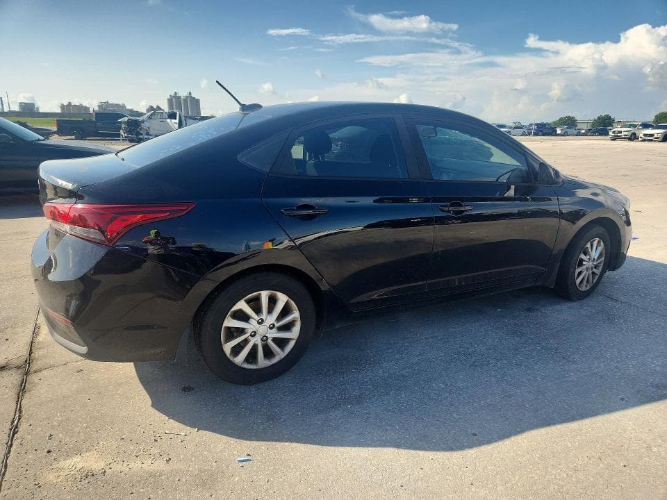 2018 HYUNDAI ACCENT SEL 3